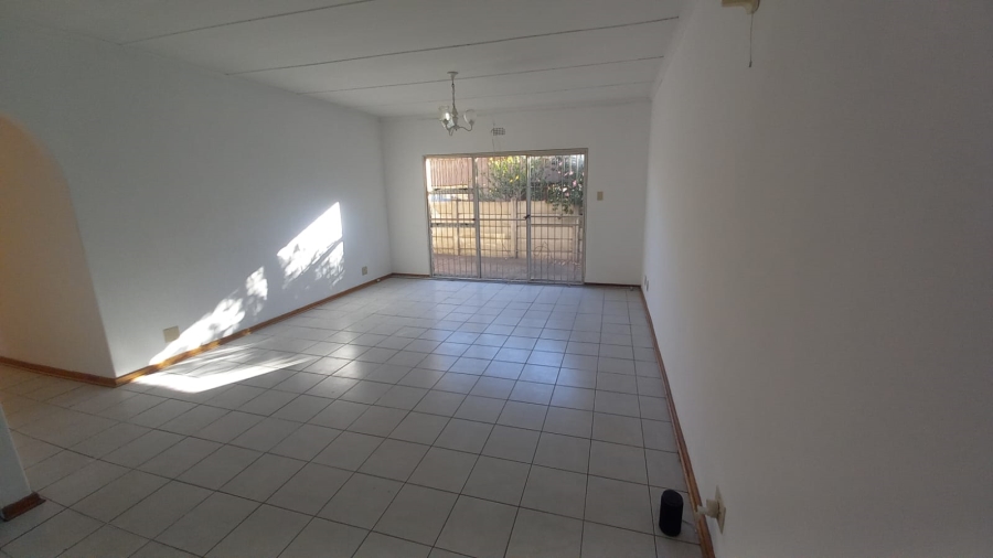 3 Bedroom Property for Sale in De Beers Northern Cape